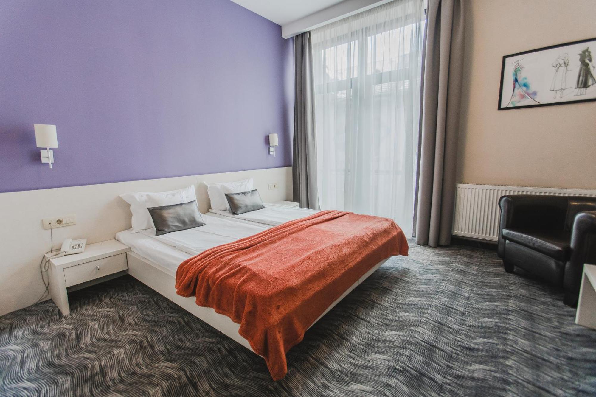 Caro Boutique Hotel Oradea Dış mekan fotoğraf